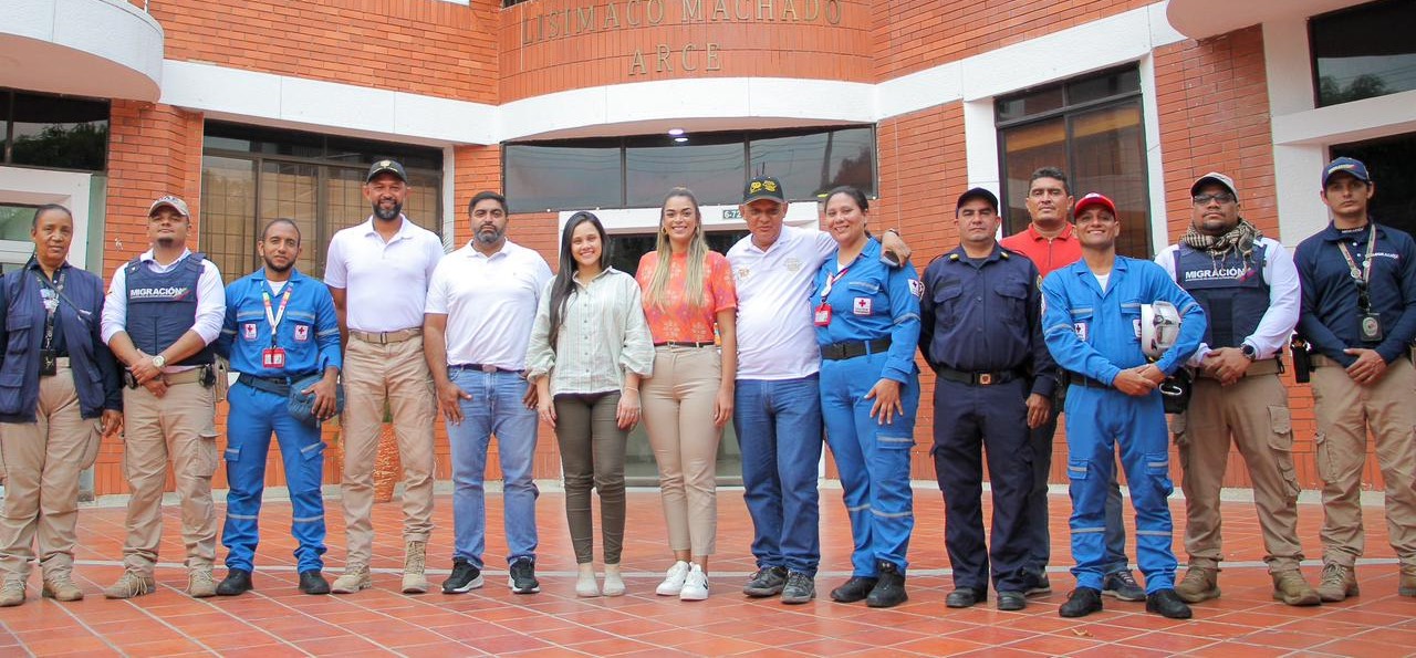 Idtracesar inicia operativos viales en el marco del Festival Folclórico